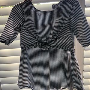 BARELY WORN OLD NAVY TODDLERS DRESS